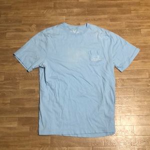 Vineyard Vines T-Shirt. Size L